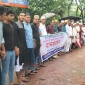 কমলনগরে সড়ক পাকাকরণের দাবিতে মানববন্ধন