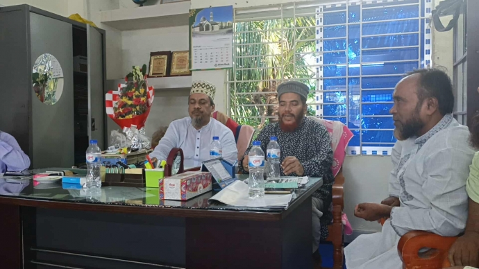 বই বিক্রির অভিযোগ অস্বীকার করে ‎কমলনগরে সাংবাদিকদের সাথে অধ্যক্ষের মতবিনিময় ‎