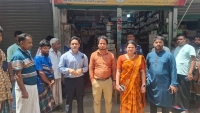রায়পুরে প্রেসক্রিপশন ছাড়া ওষুধ বিক্রি, ২ ফার্মেসিকে জরিমানা ‎