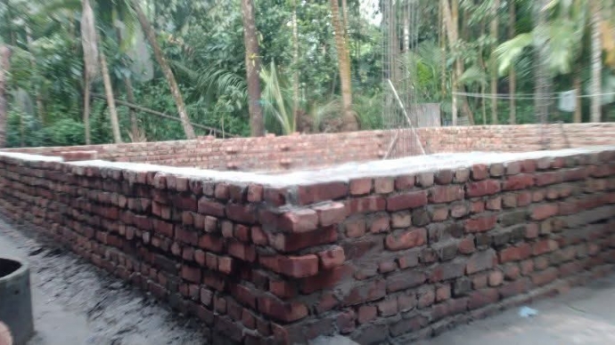 কমলনগরে শহীদ মুক্তিযোদ্ধা পরিবারের জমিতে ভবন নির্মাণের অভিযোগ